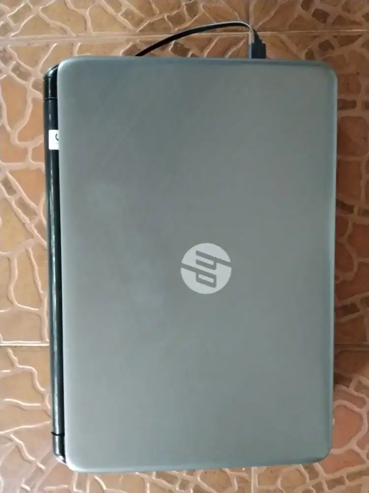 Laptop HP 14-R109TU
