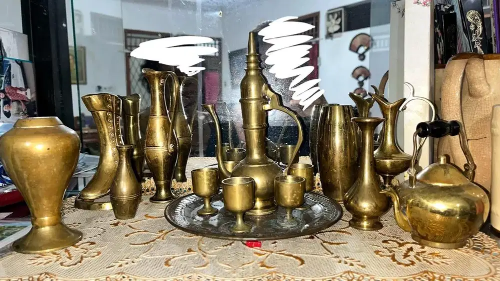 Set Pajangan Teko Kuningan Asli Antik Istimewa