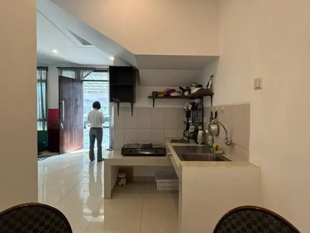 Dijual Cepat Rumah Bagus Di REGENTOWN  BSD 2 lantai