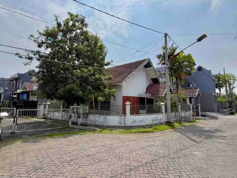 Jual Rumah hook Manyar Tirtoyoso Selatan Cck Utk investasi dekat Petra