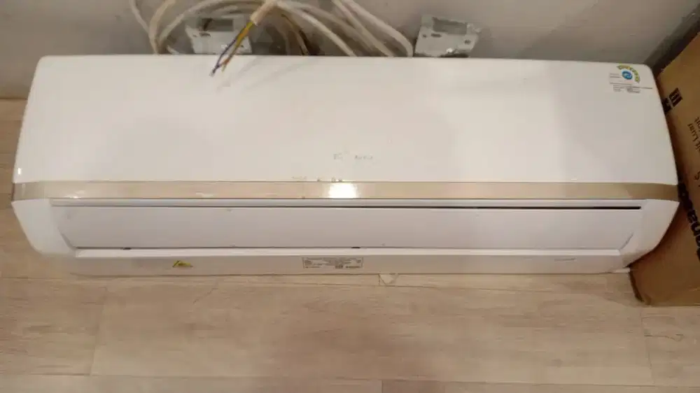 Beli AC bekas rusak