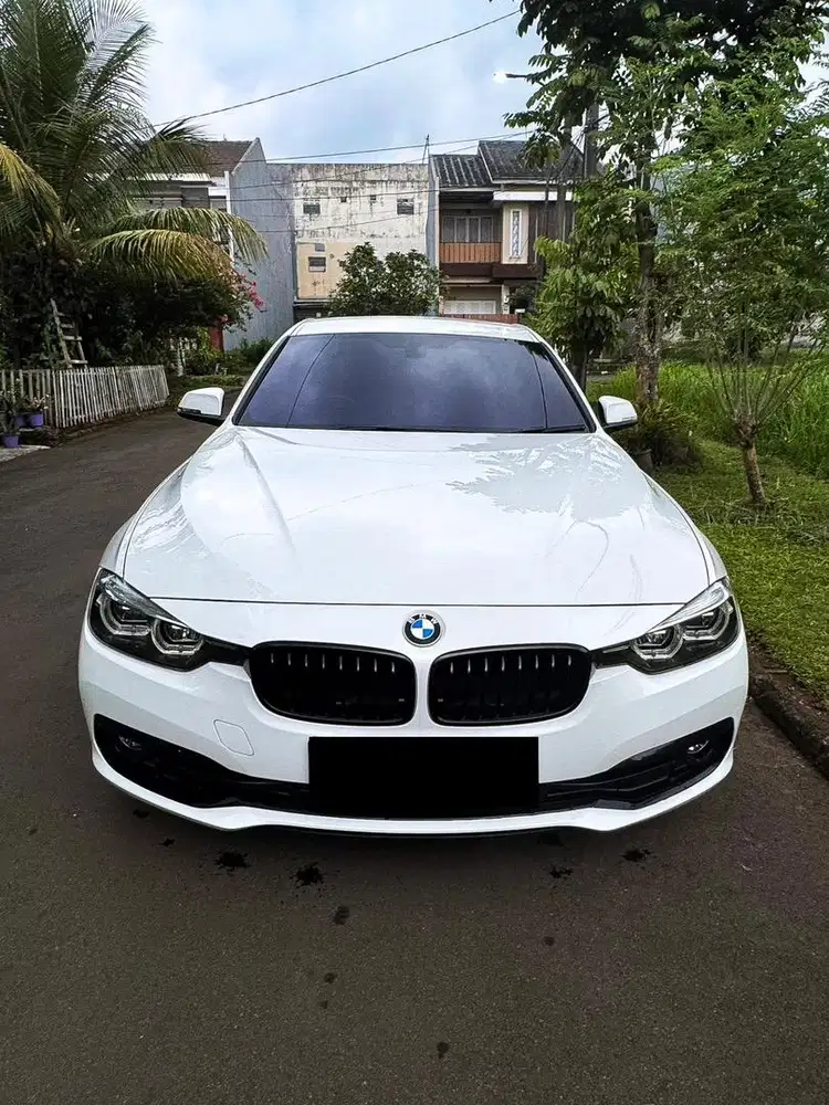 Termurah! KM 36rb Cash BMW 320i F30 Sport 2019