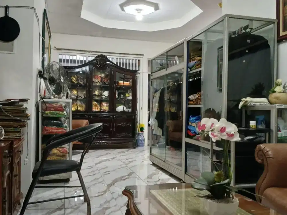 Rumah Hoek di Bintara Kranji Bekasi Barat – Dekat Tol & Stasiun, Ada 4 Pintu Kontrakan