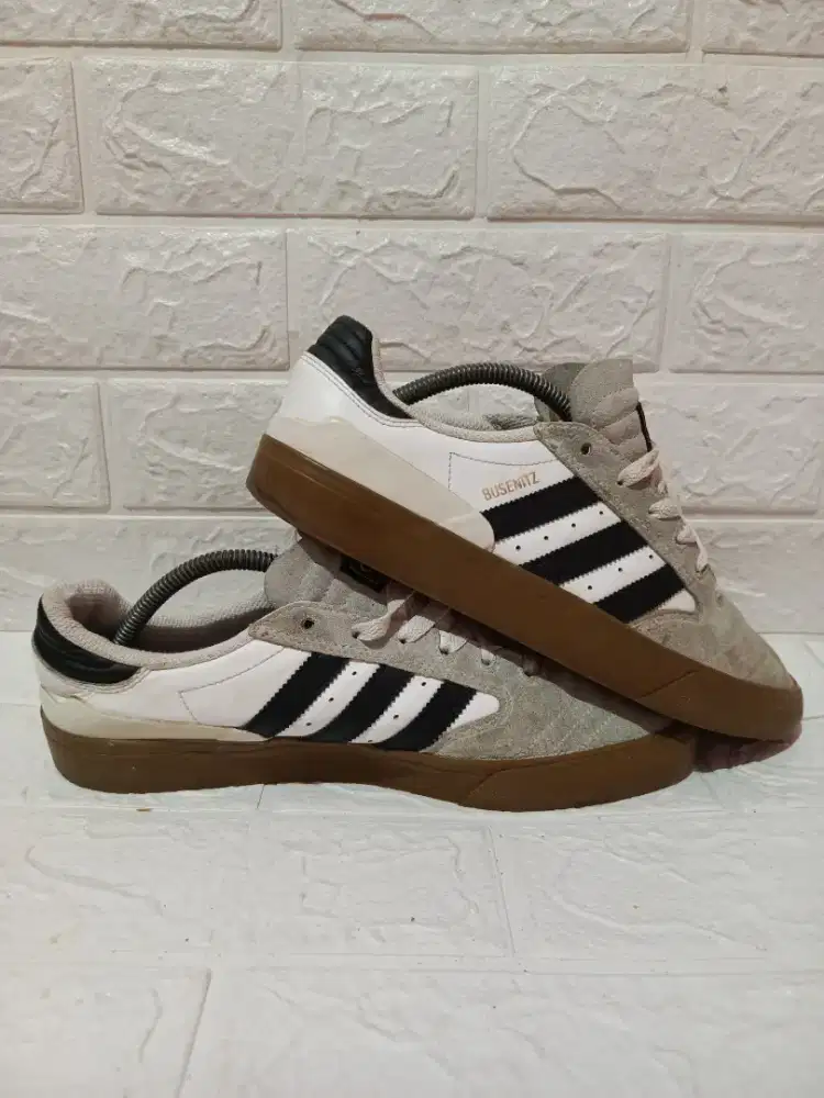 Adidas Busenitz Vulc 2 white black gum