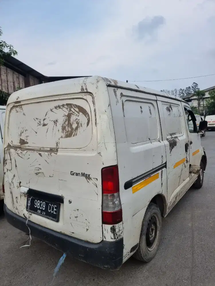 DAIHATSU GRAND BLINVAND TH 2015