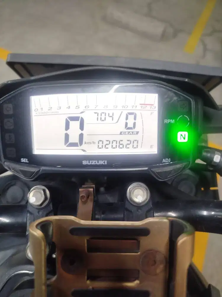 Dijual motor bekas anak kuliahan Suzuki GSX S150