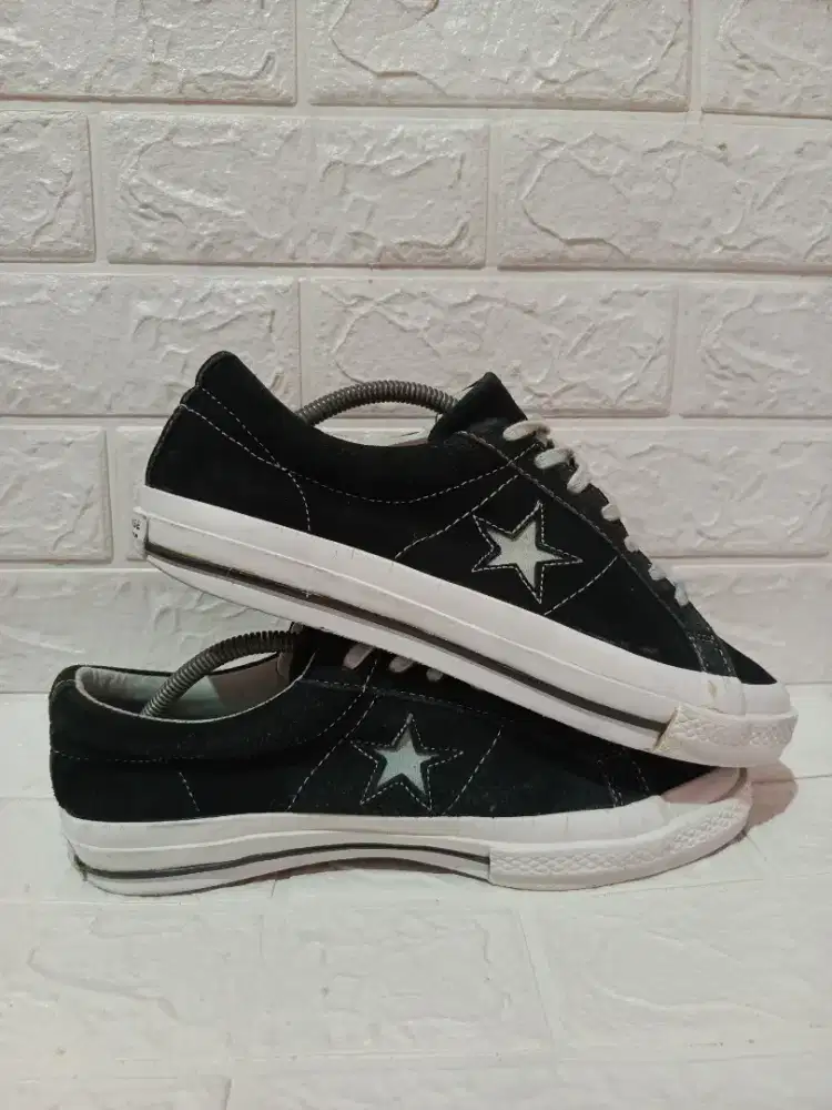Converse One Star low Suede Black White