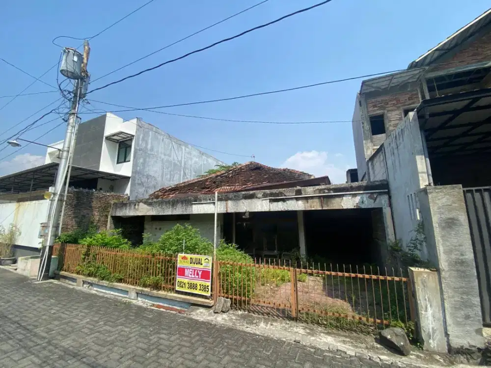 Dijual Rumah Lokasi Strategis Dekat Dengan Kampus Di Jl. Krakatau Semarang