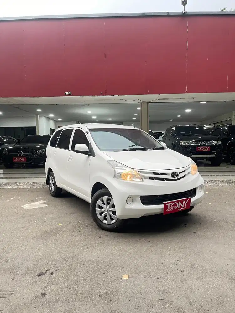 Toyota Avanza 1.3 Manual DP 12.5jt Saja 2012 Putih