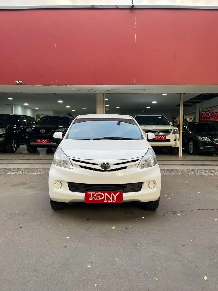 Toyota Avanza Manual DP 12.5jt Saja 2012 Putih