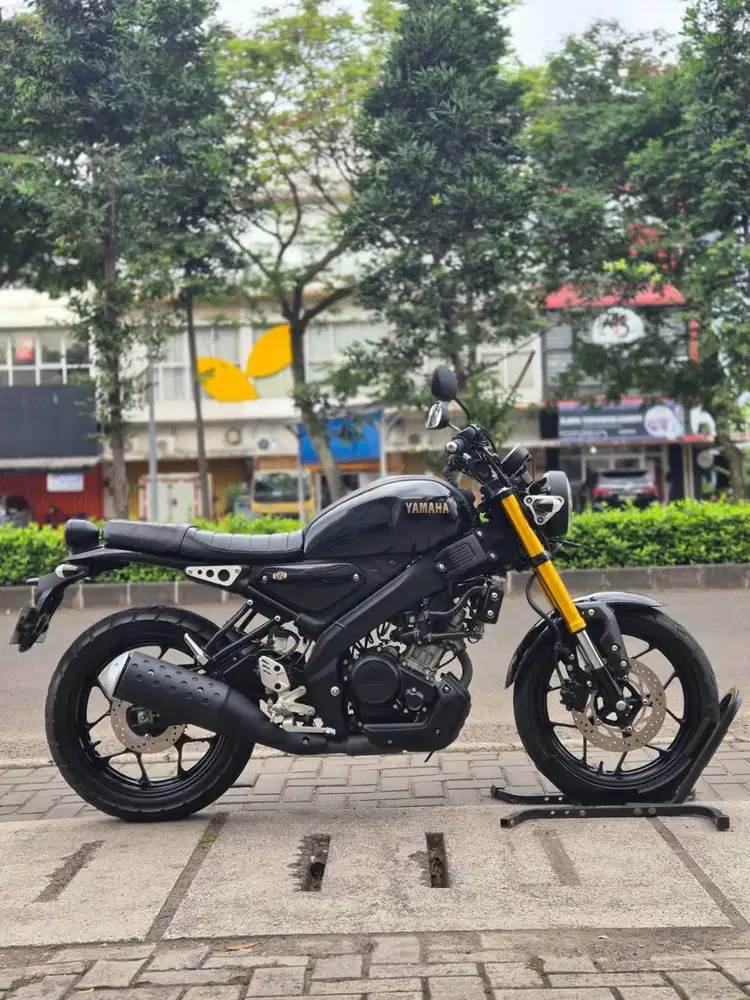 KM 7K AJA! YAMAHA XSR 155 2023 HITAM PAJAK ON SIAP GAS TOURING