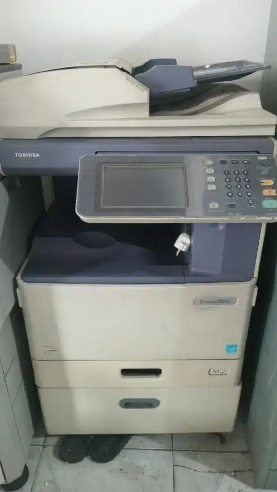 DIJUAL CEPAT!! MESIN FOTOCOPY BERWARNA TOSHIBA E-STUDIO 2051C