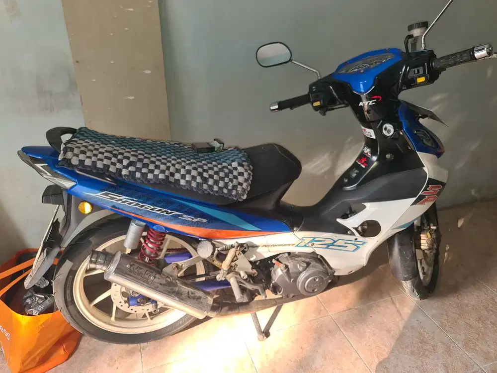Dijual motor second shogun R 125