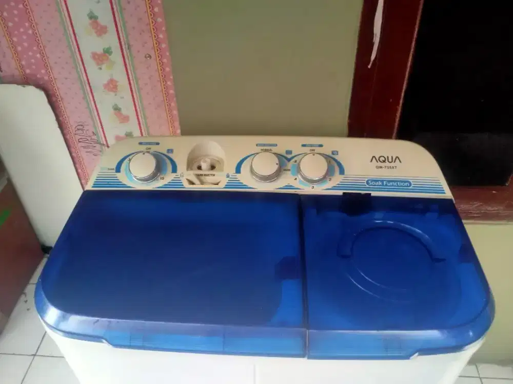 Mesin cuci aqua