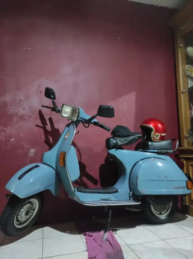 Vespa PS TV 1982 original paint