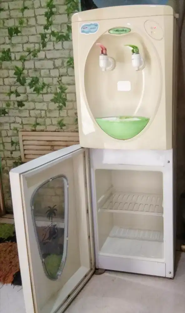DISPENSER MIYAKO HOT & COLD ON BAGUS & NORMAL # WISMA ASRI BEKUT