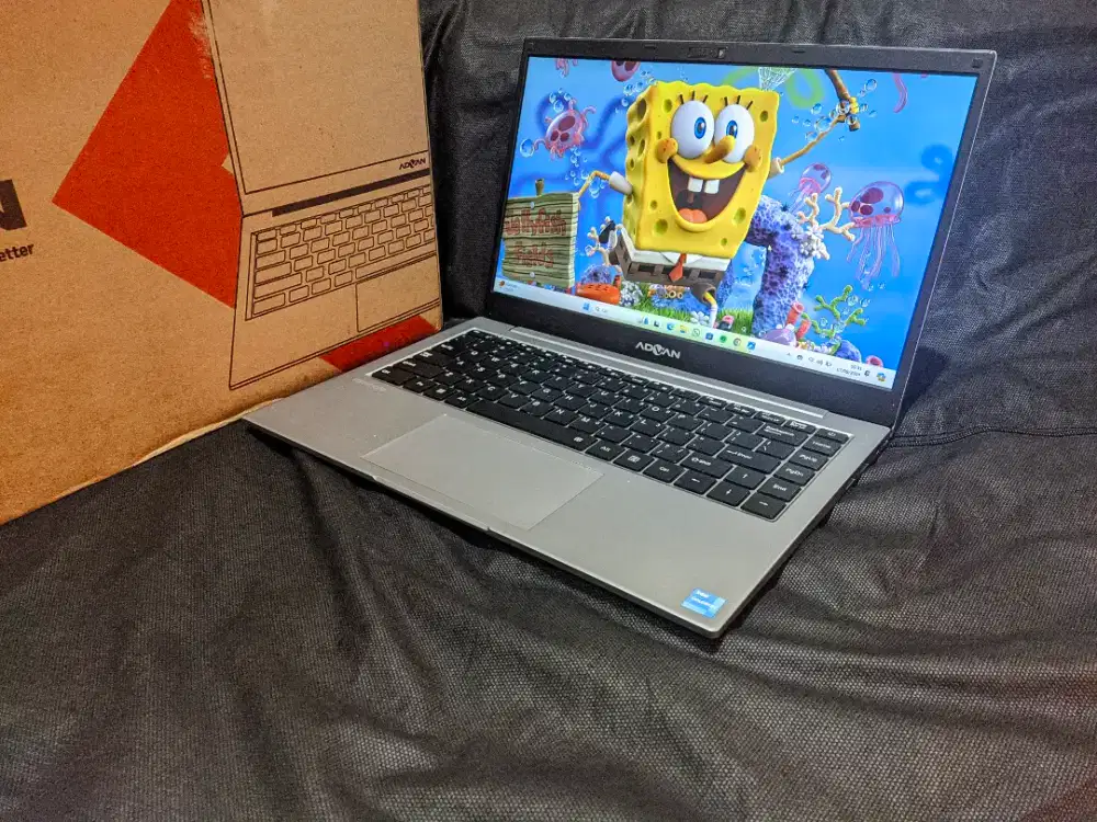 Laptop Advan th 2023 model slim