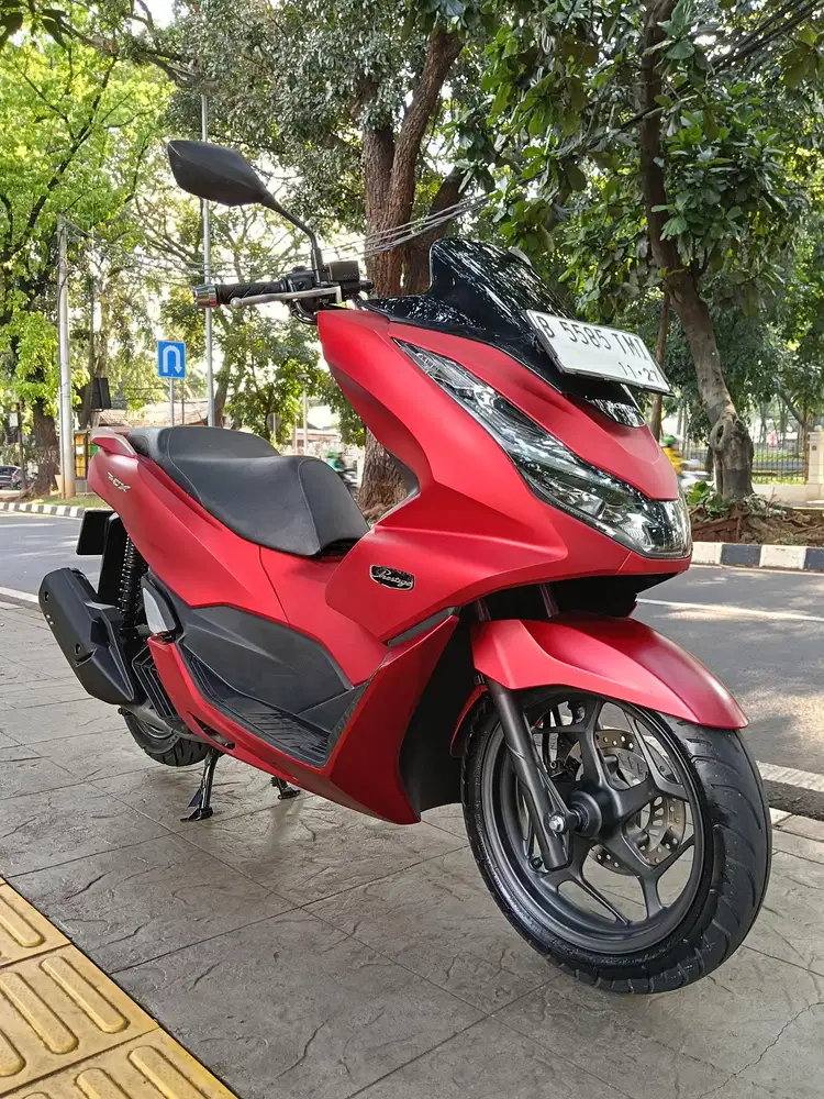 DP MINIM 2.500 CASH KREDIT NEW HONDA PCX 160 CBS ISS THN 2022 PJK ON