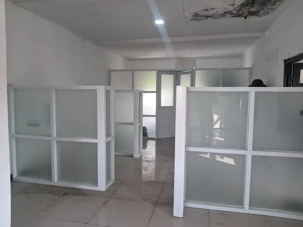 Kusen Alumunium - Pintu - Jendela