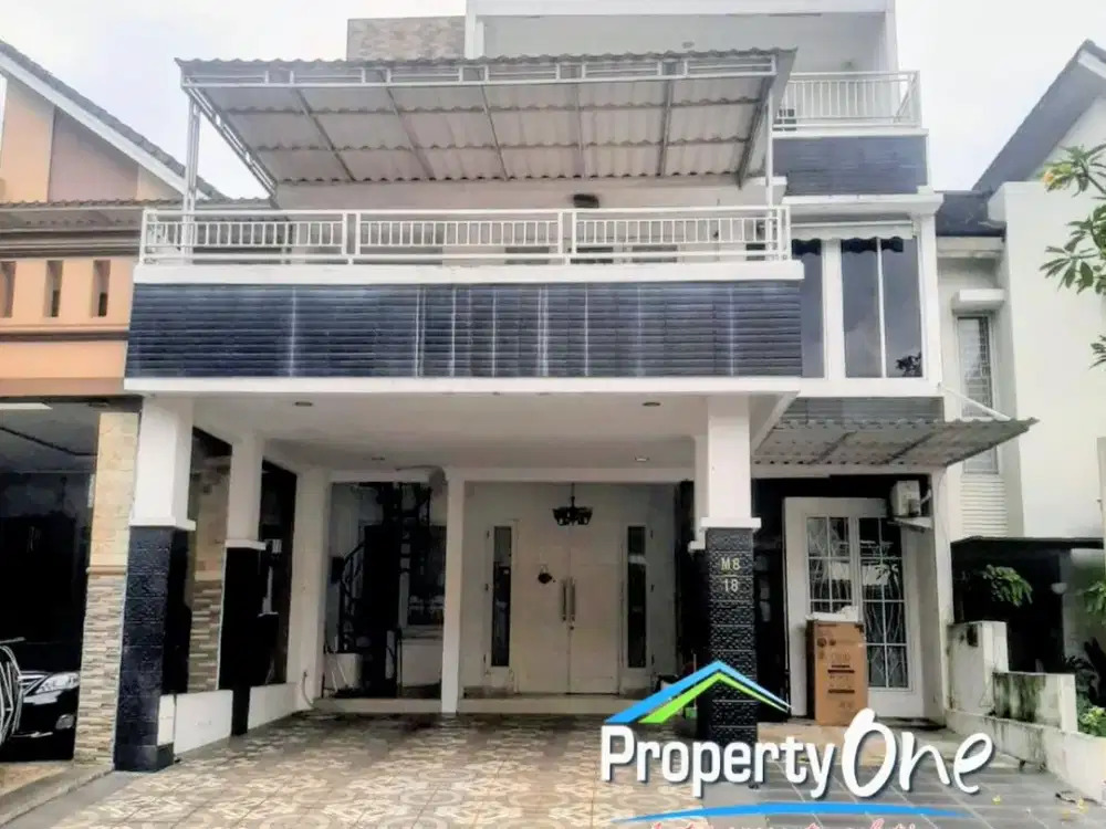 Jual Rumah Semi Furnish 3 Lantai Lokasi Sangat Strategis Di Delatinos Dekat Akses KRL Rawa Buntu Dan Tol BSD