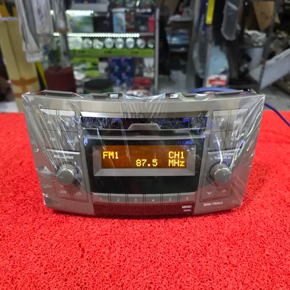 Head Unit SUZUKI ERTIGA 2012-2014 CD Radio FM AM Orsinil