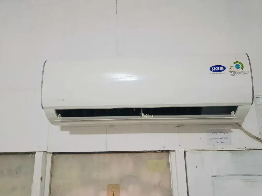 Ac midea 1 pk jarang pakai