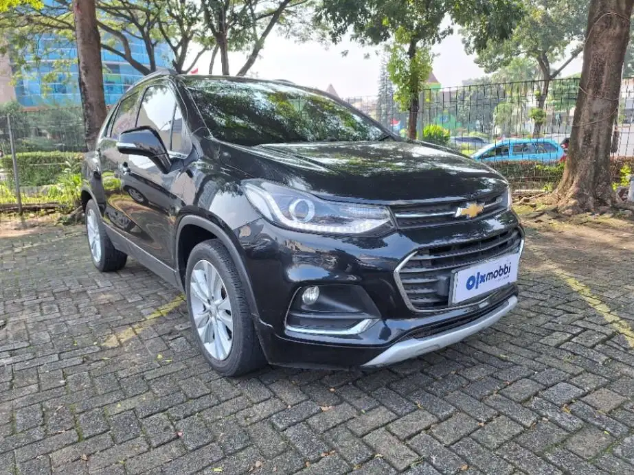 DP MURAH Chevrolet Trax 1.4 Premier Bensin-AT 2018 Hitam CKVJB