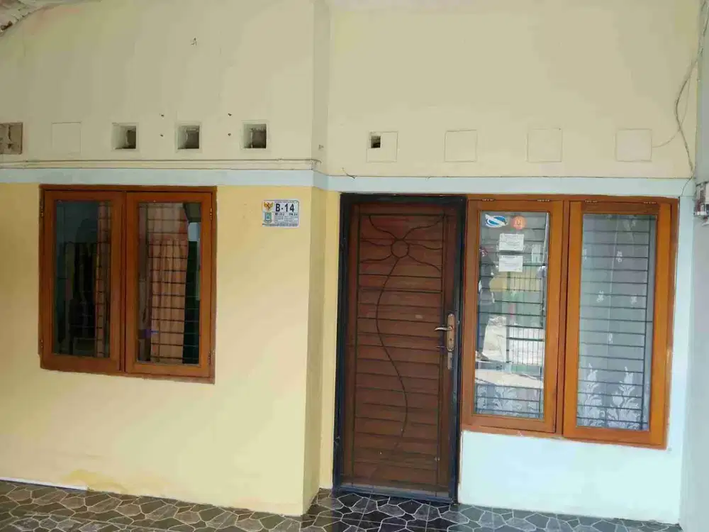 Rumah dekat stasiun di Cipondoh Tangerang