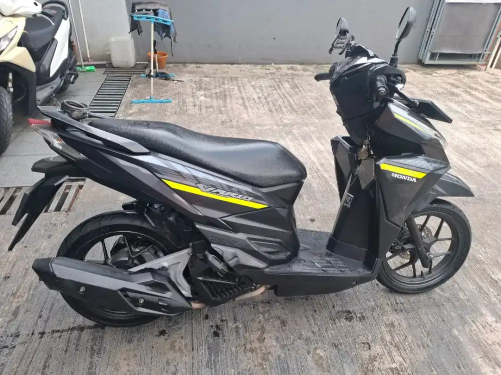 Honda Vario 125cc Tahun 2018 model lama (Nego)