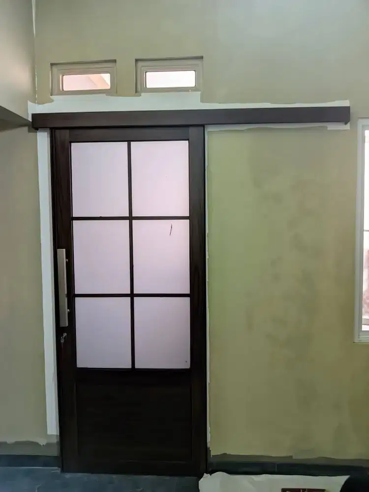 Kusen Alumunium - Pintu - Jendela