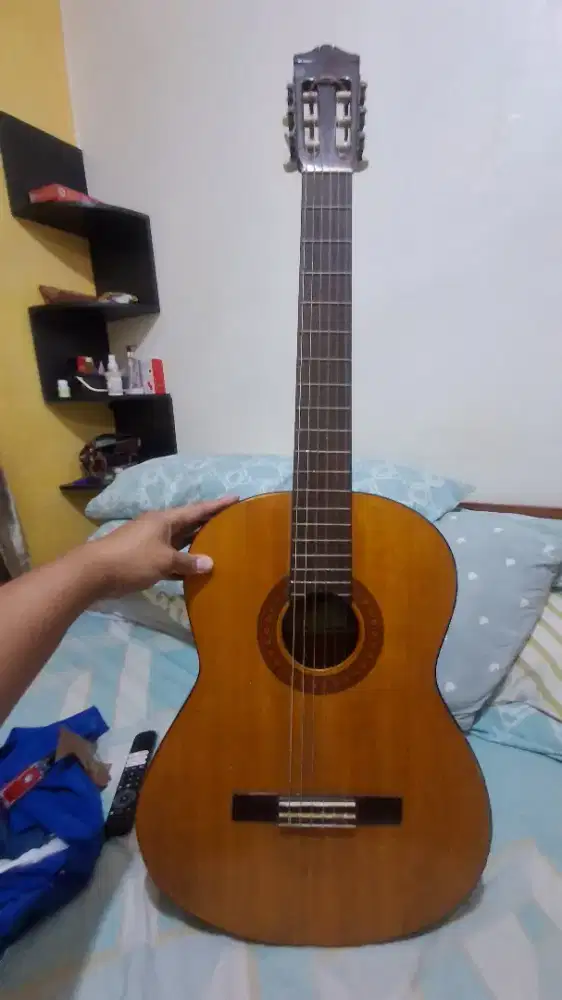 GITAR CLASSIC YAMAHA C315 no minus