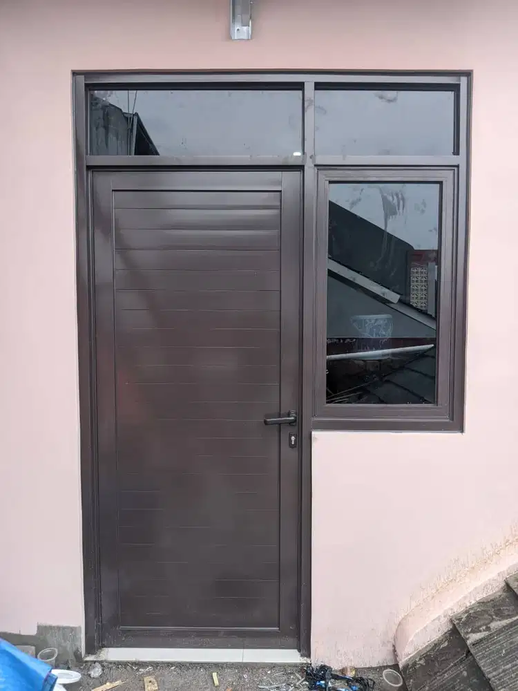 Kusen Alumunium - Pintu - Jendela