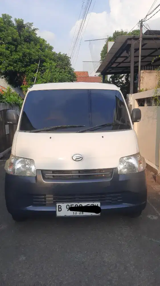 Gran Max Blind Van
