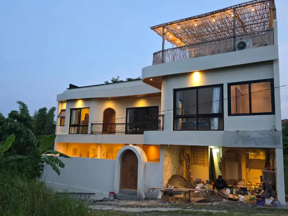 Villa mewah Baru 3 lantai di Beraban Tabanan Bali