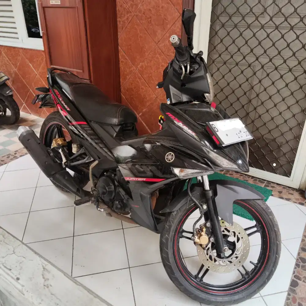 DIJUAL YAMAHA MX KING 2015 (HITAM)
