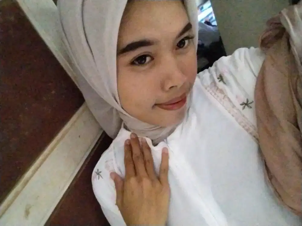part Time,baby sitter, menggosok/mencuci, berjualan