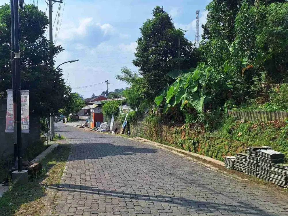 Di JUAL Cepat Tanah di Jalan SIROTO RAYA Pudak Payung BANYUMANIK