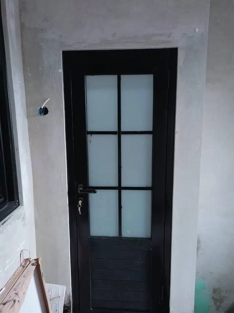 Kusen Alumunium - Pintu - Jendela