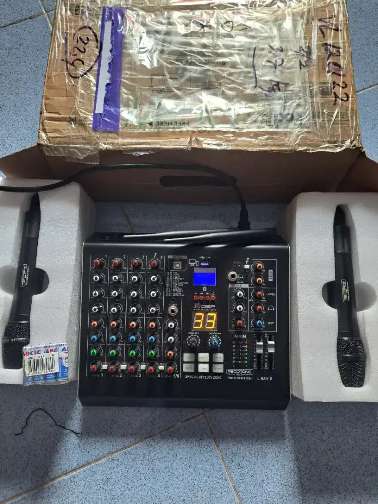 Jual Mixer Tech Pro RTX 6 plus like new