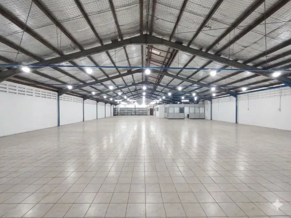 Gudang Modern Daan Mogot Jakarta Barat, Dilengkapi Ruang Live Streaming & Lift Barang