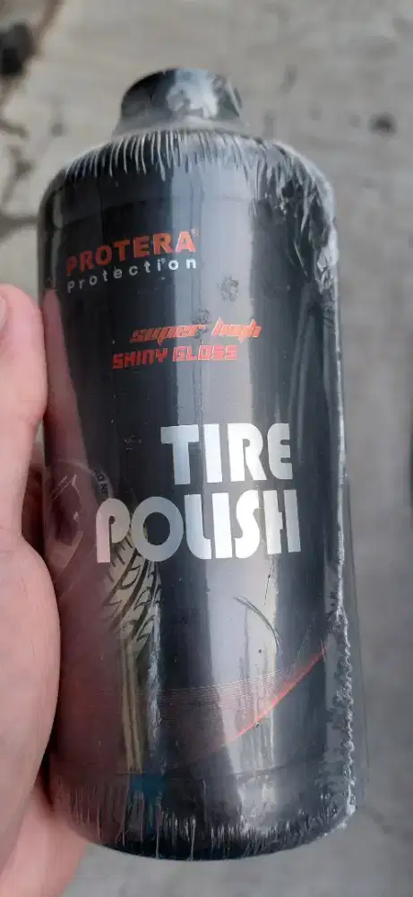 JUAL 1 BH TIRE POLISH(SEMIR BAN) PROTERA,BARU,ISTIMEWA,HARGA NEGO