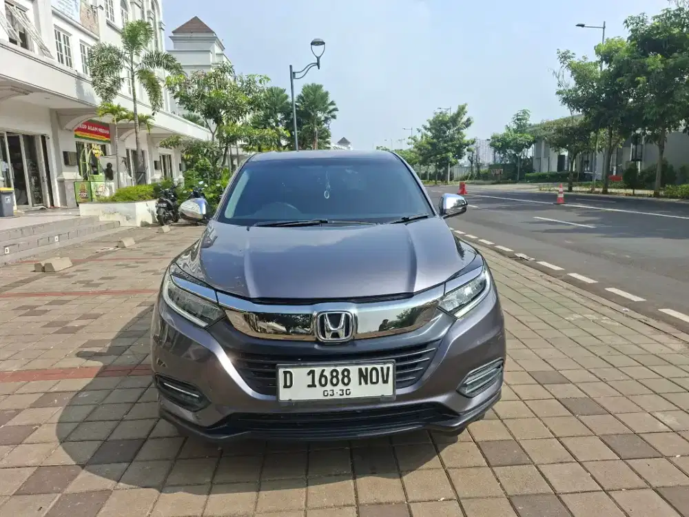 Dp 5 jt Honda Hrv E + Cvt 1,5 tahun 2020