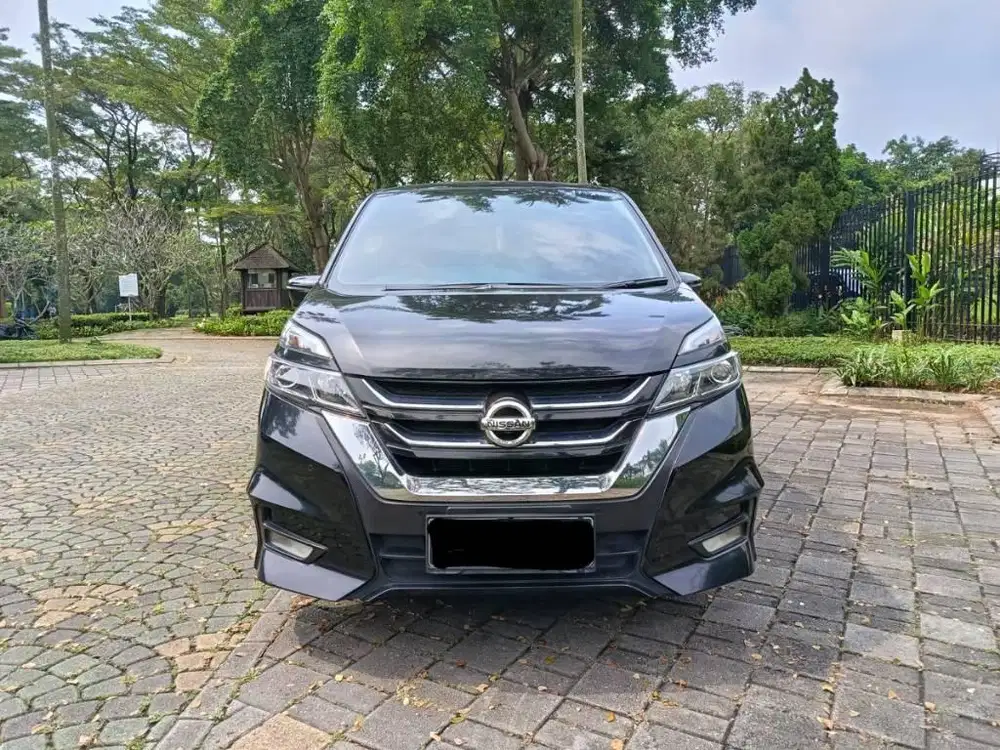 NISSAN SERENA 2.5 HWS AT 2020