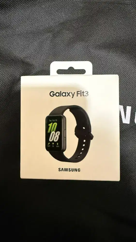 Samsung Galaxy Fit3 (Jam Tangan)