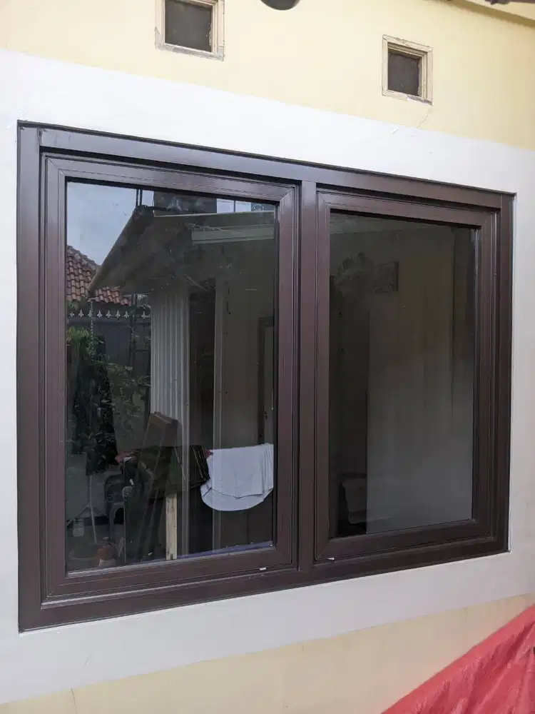 Kusen Alumunium - Pintu - Jendela