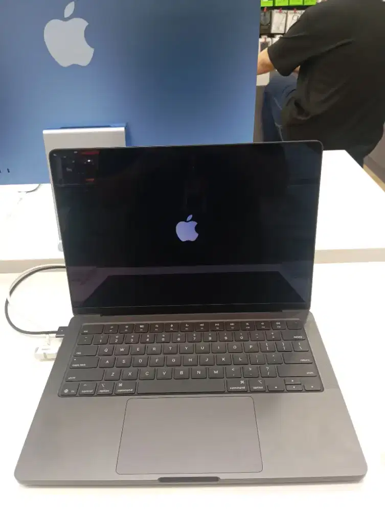 Series macbook,cicilantanpa dp