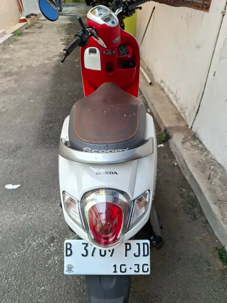 Motor scoppy  tahun 2020