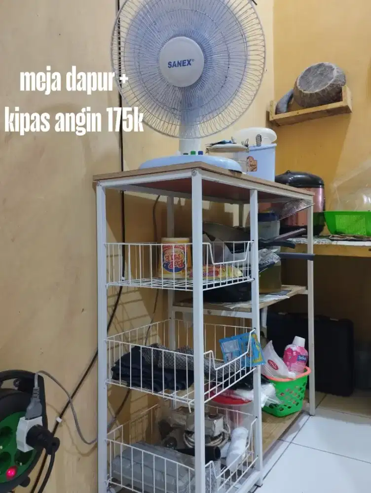 Meja dapur serbaguna