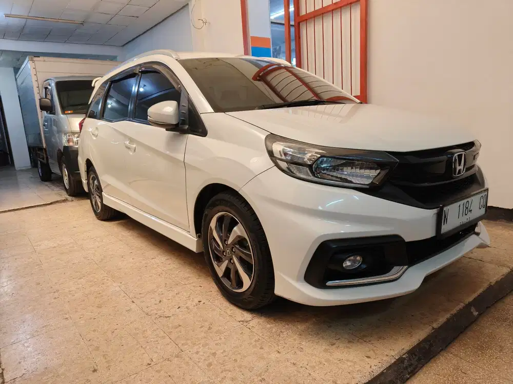 [Gress Mobil Kutisari] MOBILIO RS CVT 2017 PASTI SUKA