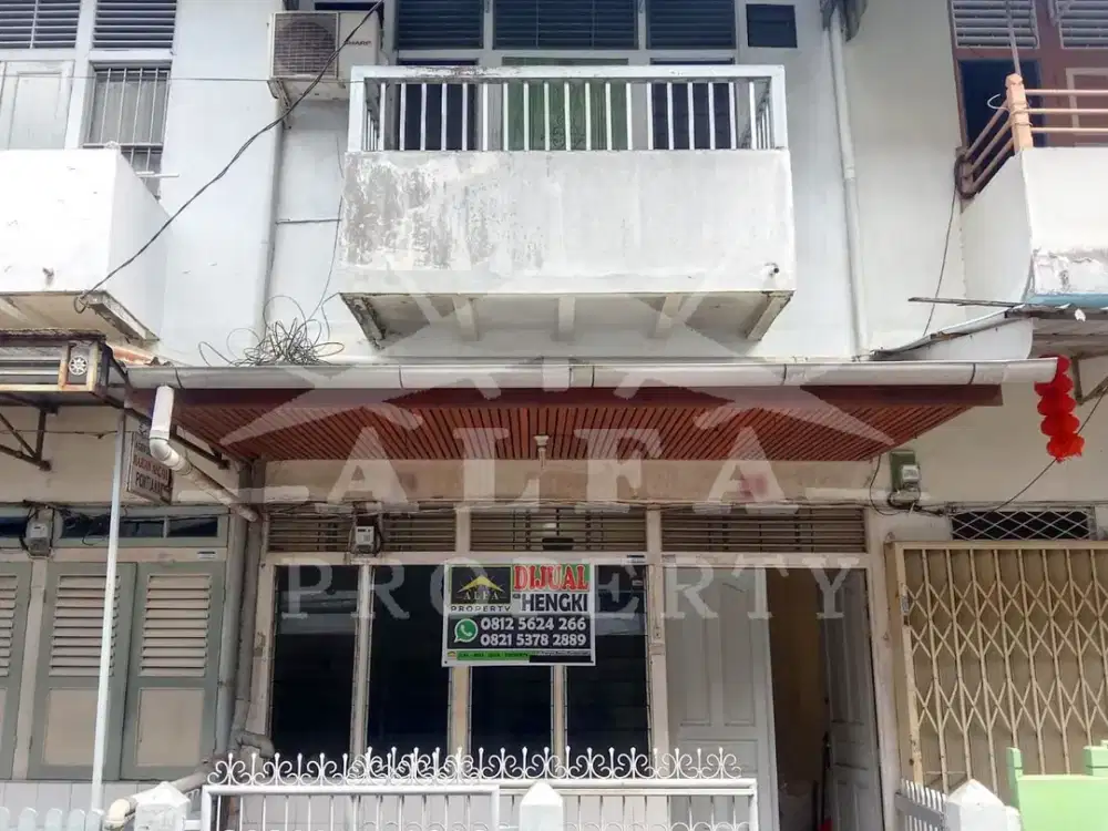 Investasi Cuan! Rumah 2 Lantai Pusat Bisnis di Bawah Harga Pasar